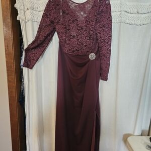 Oleg Cassini Long-Sleeve Lace & Satin Gown - Burgundy